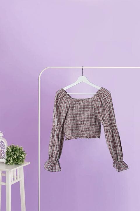 Foto model menggunakan produk June Crop Tartan Blouse