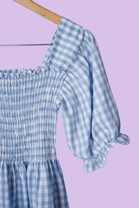 Foto model menggunakan produk Alesia Cheerful Gingham Blouse
