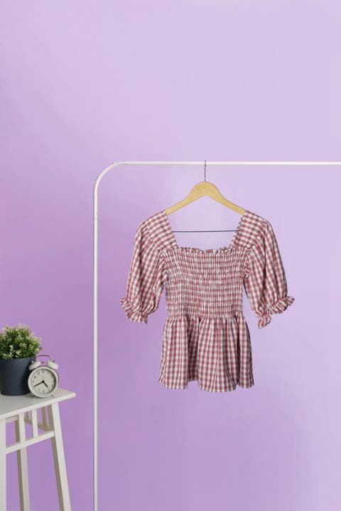 Foto model menggunakan produk Alesia Cheerful Gingham Blouse