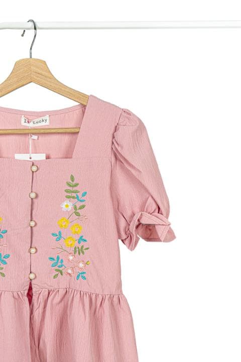 Foto model menggunakan produk Camila Flower Peplum Blouse