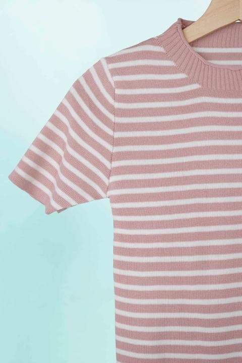 Foto model menggunakan produk Pixie Striped Knit Tees
