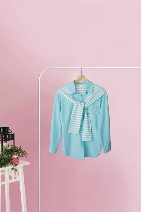 Foto model menggunakan produk Beatrice Striped Scarf Shirt