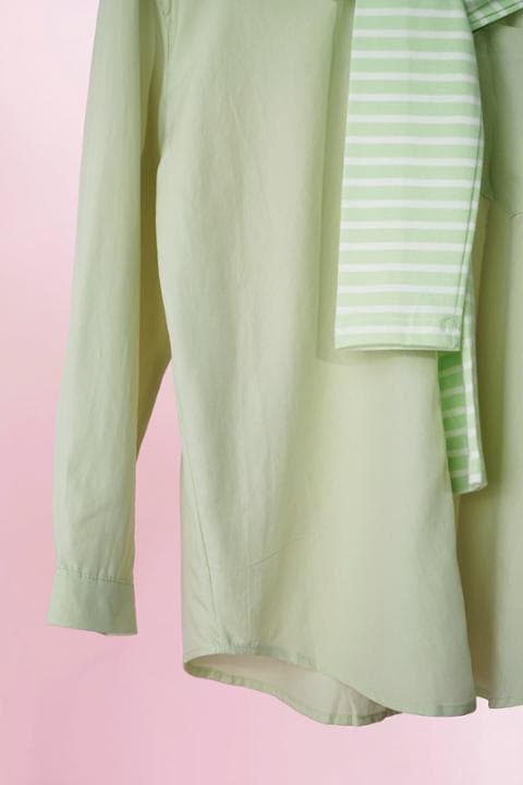 Foto model menggunakan produk Beatrice Striped Scarf Shirt