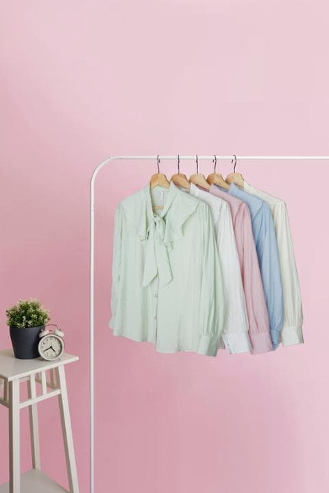 Foto model menggunakan produk Danish Ruffle Elegant Blouse